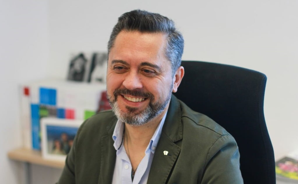 Óscar Rivas es el dircom de Educatio Servanda, y nuevo director del digital Forum Libertas