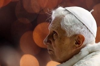 Benedicto XVI consagra a todos los sacerdotes del mundo al Corazón Inmaculado de María
