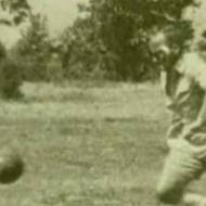 Karol Wojtyla jugando al fútbol