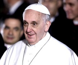 El Papa Francisco es popular también en la muy descristianizada Francia