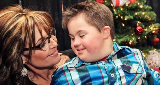 Sarah Palin reta a Dawkins a conocer a su hijo con síndrome de Down, ejemplo de «belleza absoluta»