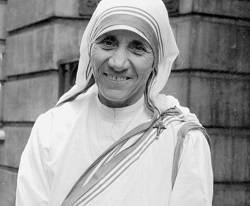 Entre los archivos abiertos sobre Pío XII aparece la primera carta de la Madre Teresa de Calcuta
