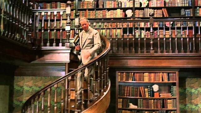 La inolvidable biblioteca de Rex Harrison en 'My Fair Lady' (1964) de George Cukor, la cual protagonizó junto a Audrey Hepburn.