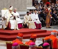 El Papa Francisco al promulgar la bula del Año Jubilar 2025, en la fiesta de la Ascensión de 2024