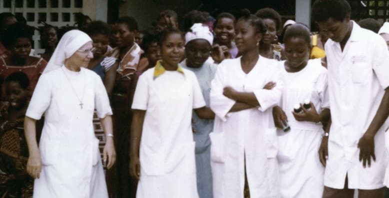 La hermana Floralba Rondi, murió en el Congo por ébola en 1995