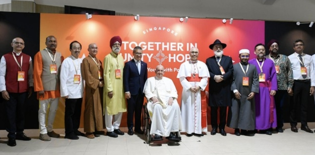 El Papa tuvo el último día un encuentro interreligioso con jóvenes en Singapur.