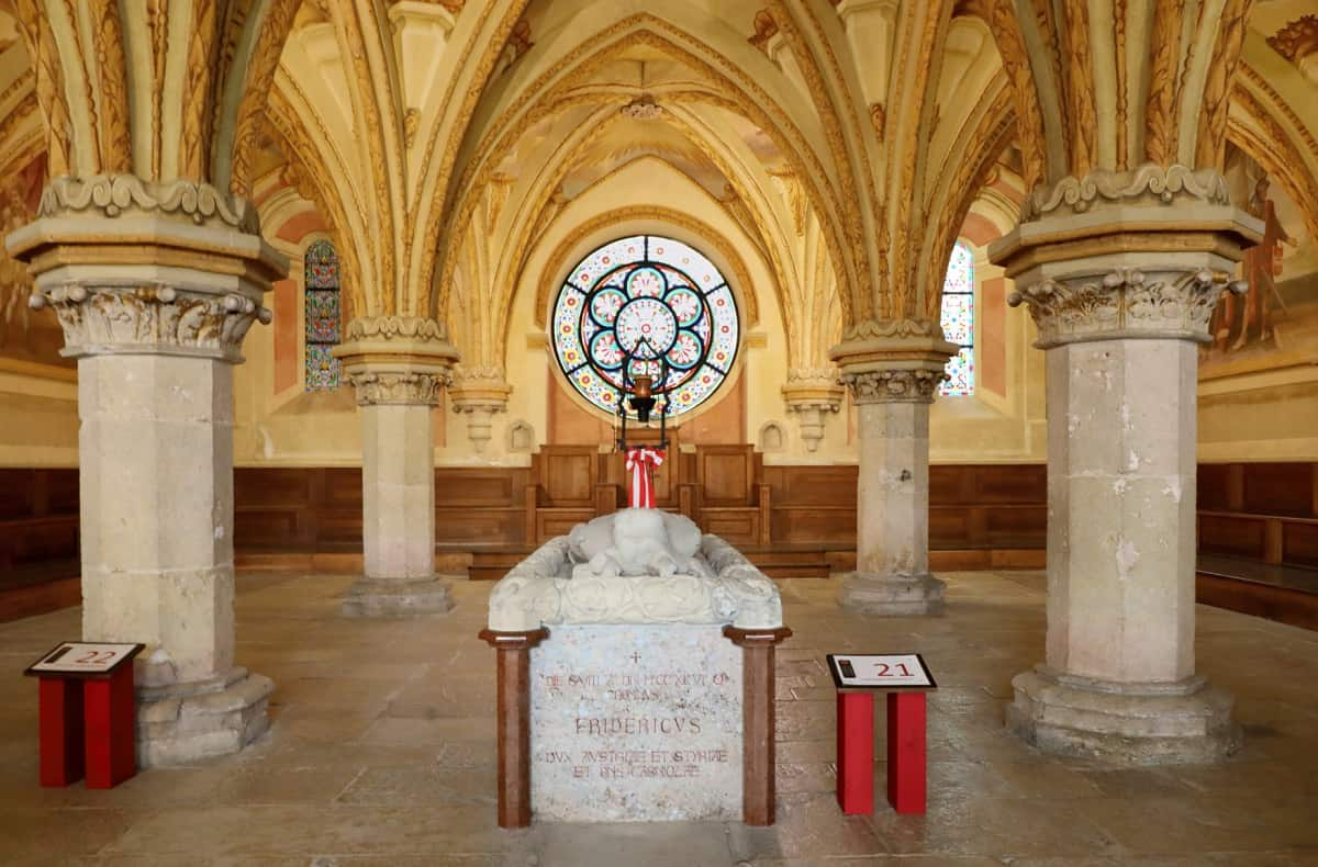 Heiligenkreuz, una abadía especial, con casi cien monjes, muchos jóvenes ¡y su propia universidad!