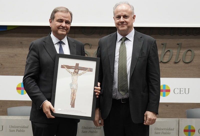  Juan Antonio Perteguer recibe el Premio ReL 2024 de Educación que entrega Carmelo López-Arias