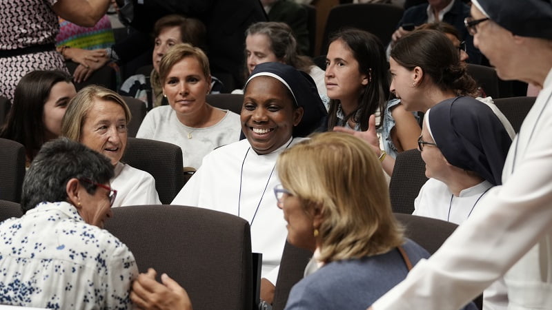 Hermanas Servidoras de Jesús en la entrega de los Premios ReligionEnLibertad 2024