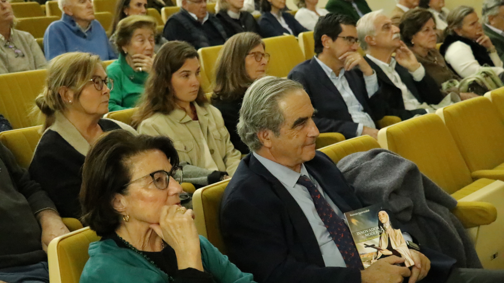 Presentación del libro de Asunción Aguirrezabal de Antoñanzas.