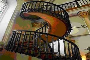 La escalera misteriosa.