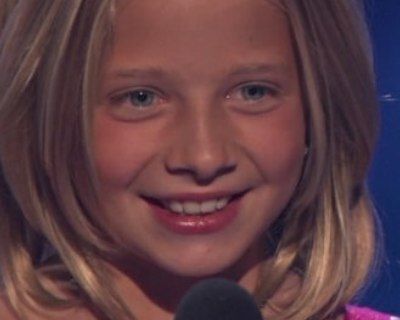 Jackie Evancho canta "Pie Jesu"