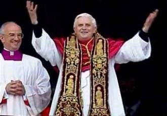 Benedicto XVI cumple siete años como Papa