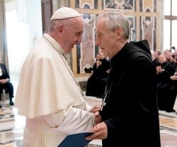 El Papa Francisco a los benedictinos: "La vida monástica constituye una vía maestra para hacer tal experiencia contemplativa y traducirla en testimonio personal y comunitario"