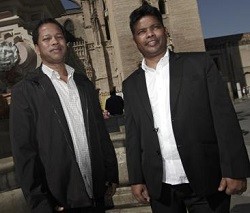 Estos dos sacerdotes indios han dado su testimonio en Sevilla