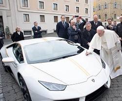 El Papa destinará el dinero a varios proyectos