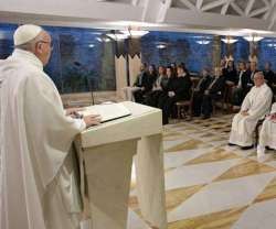 El Papa Francisco predica a menudo contra la colonización ideológica que debilita la fe y cultura cristianas