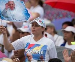 Una peregrina que acudió a los actos del Papa Francisco en Colombia