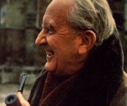 JRR Tolkien, autor de El Hobbit y El Señor de los Anillos, era un católico devoto y reflexivo sobre su fe