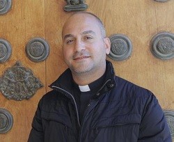 Salar Kajo muestra al mundo la necesidad de que los cristianos de Irak vuelvan a sus hogares