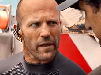 Un monstruo acecha a Jason Statham