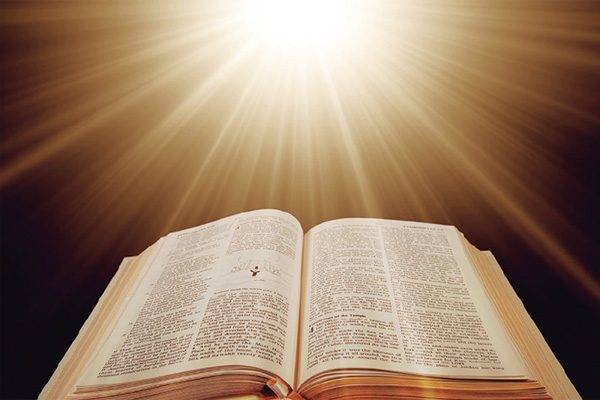 10 enseñanzas espirituales que puedes encontrar en la Biblia - ReL