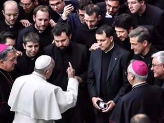 La foto del Papa y su manipulación