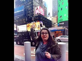 Anuncio provida en Times Square: un hito