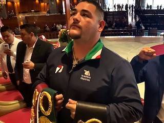 Andy Ruiz ofreció su título a la Virgen