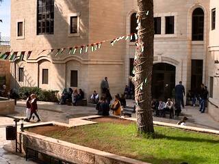 Tierra Santa: cruciales becas universitarias