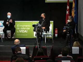 Tres obispos y un congreso sobre la vida