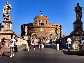 El ángel que paró la peste en Roma