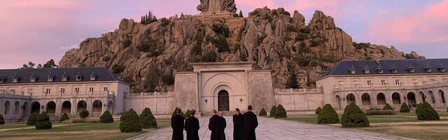 Monjes del Valle de los Caídos. 