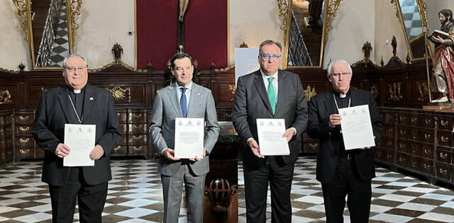 Firma comisión mixta Andalucía