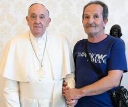 El Papa Francisco y Beniamino Zuncheddu.