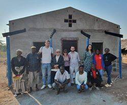 Jóvenes misioneros en Mozambique. Foto: Misiones de Canarias.