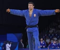 El judoca Majdov, duramente sancionado por la Federación Internacional ¡porque se santiguó en París!