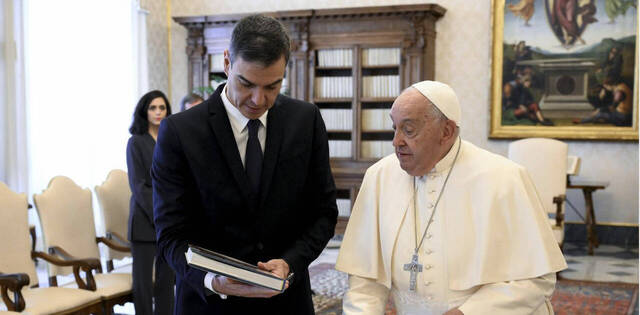 Sánchez con el Papa