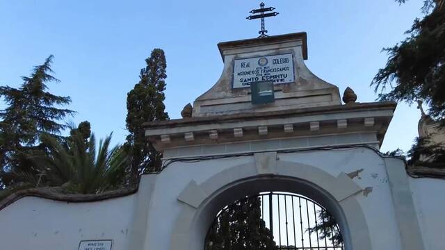 La entrada del monasterio del Santo Espíritu en Gilet (Valencia).