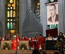 Misa de beatificación de Antoni Tort y mosén Clausellas en la Sagrada Familia - foto Guillermo Simón-Castellví