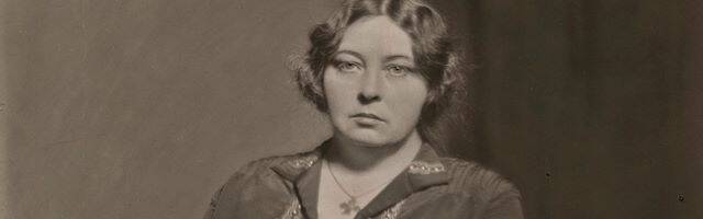 La intercesión de Sigrid Undset por su país empieza a traducirse en conversiones. 