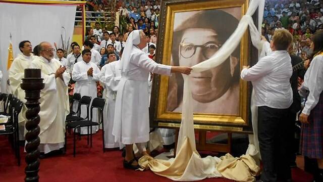 Una escena de la beatificación de María Troncatti en 2012 en Ecuador