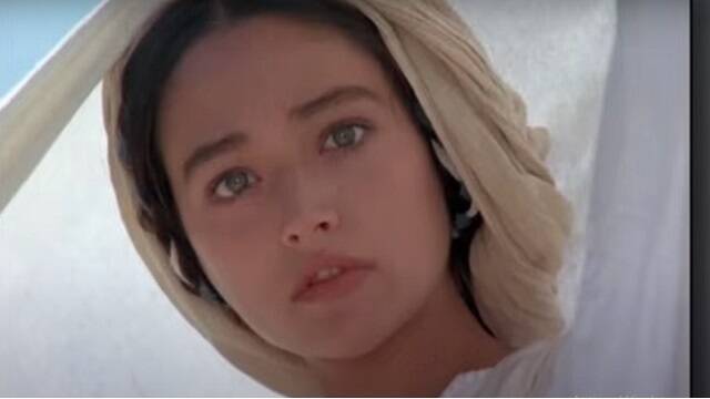 Olivia Hussey como María en 1977 en el Jesús de Nazareth de Zeffirelli