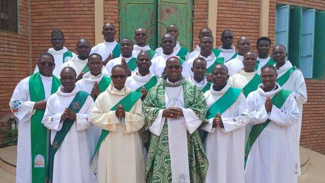 Seminaristas de Burkina Faso.